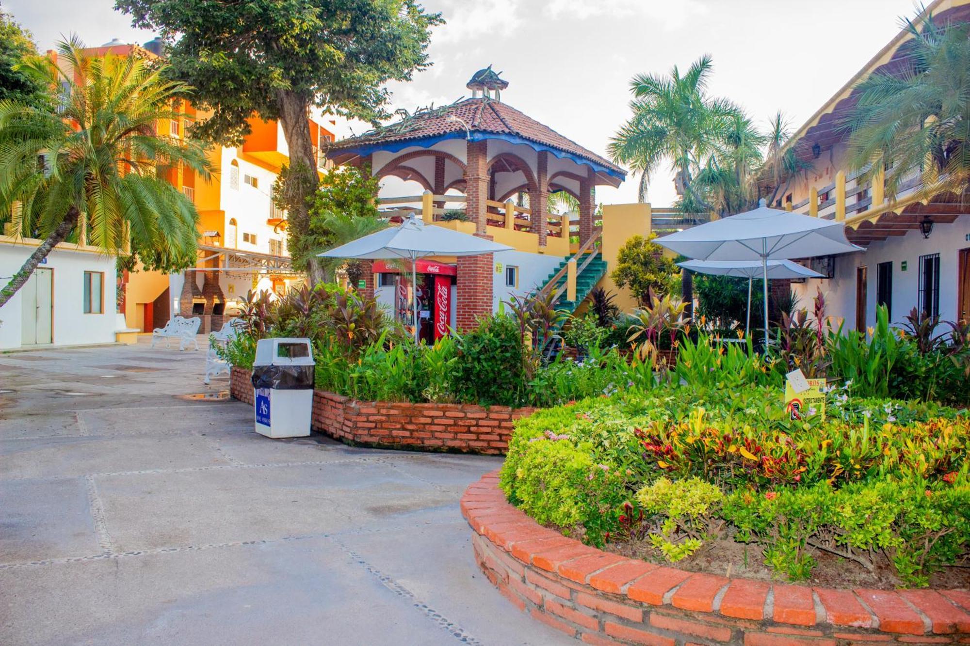Bungalows As De Oros Rincón de Guayabitos Exterior foto